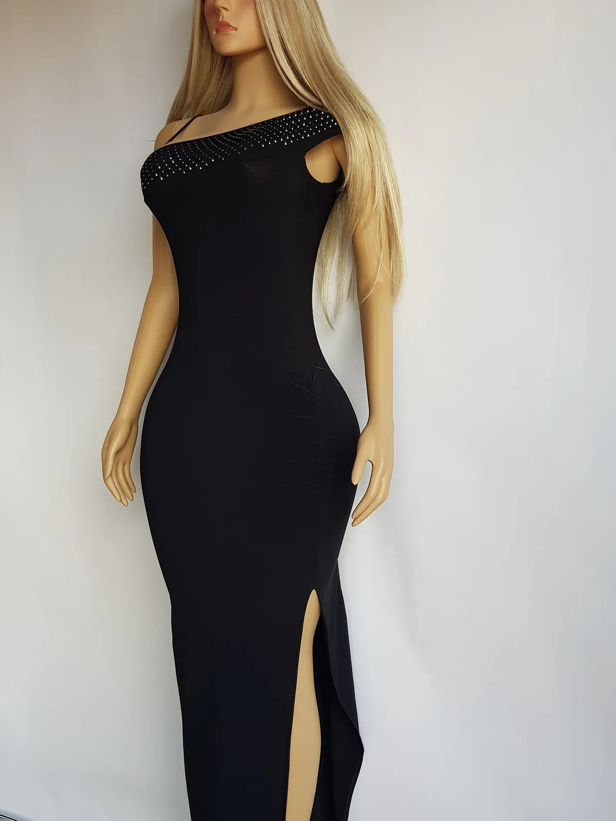 Iconic 90s Super Sexy Crystal Encrusted One Shoulder Gown - Absolutely Beautiful Silhouette & Hip Ruching - Black with Diamonds - Stretch body hugging high quality fabric
