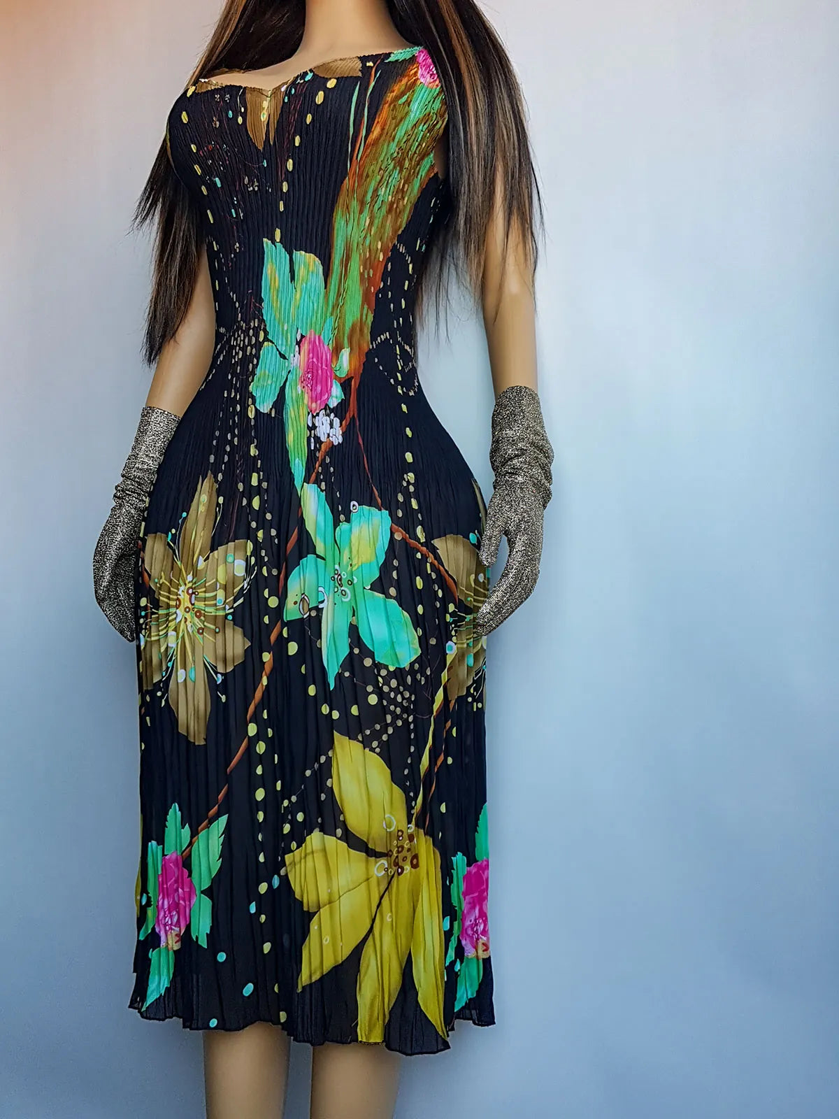 2000s Incredible Resortwear Piece - Pleated Curve Hugging Summer Dress with Deep V & Punchy Tropical Print