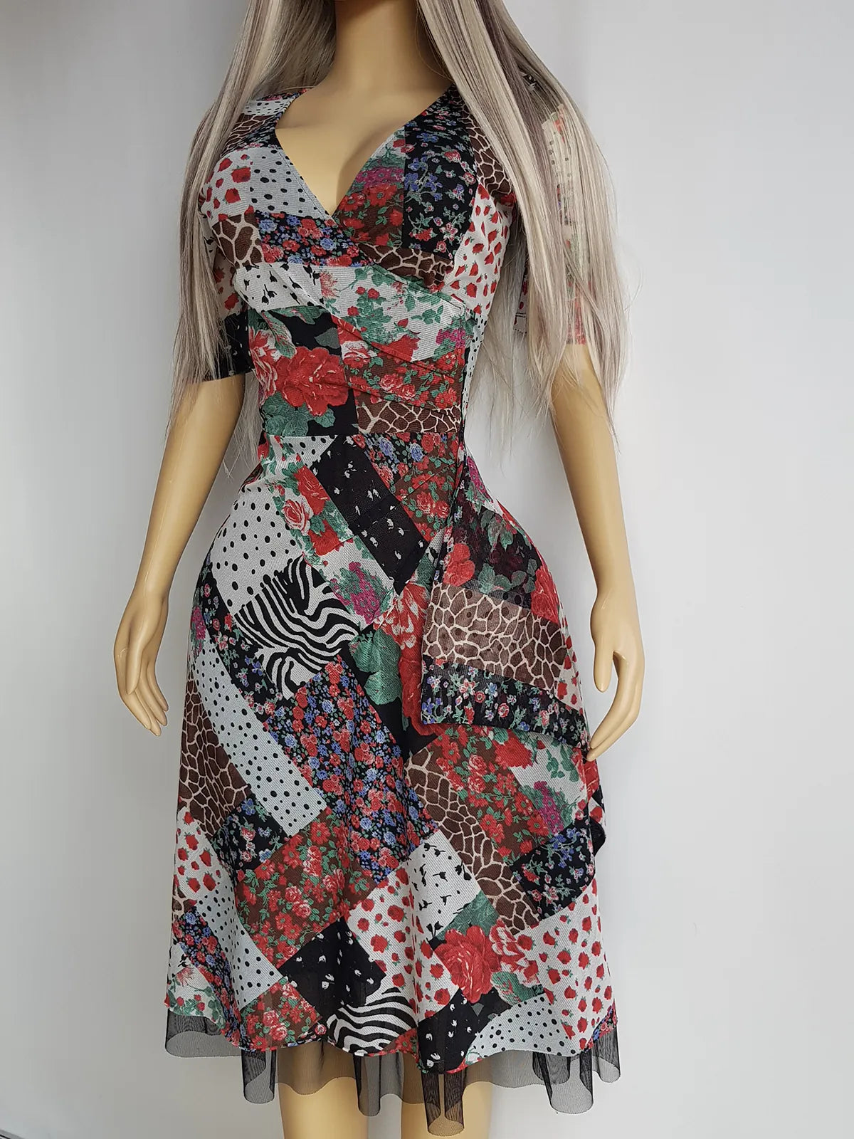 Vintage 90s Designer Flouncy Mesh Multi Layer Hourglass Dolce Vita Dress by New Zealand Designer