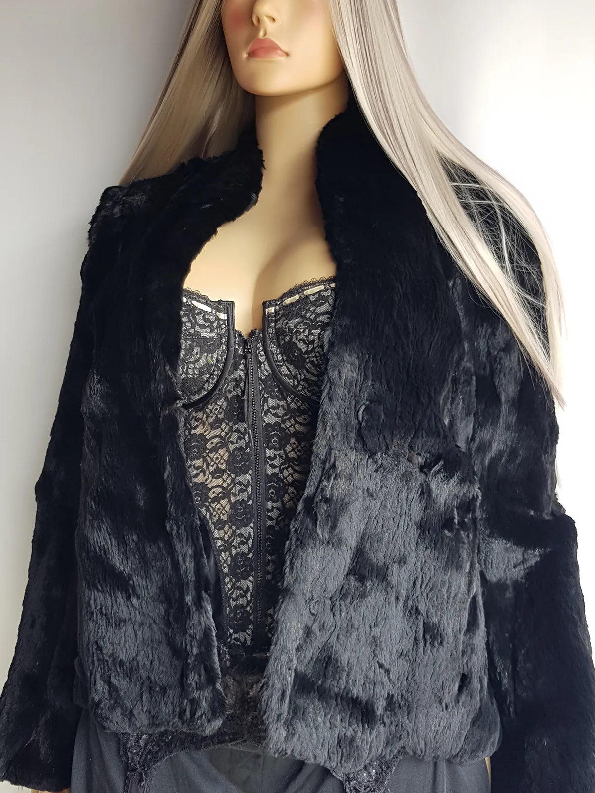 Genuine Vintage Rich Inky Black 1950s Vintage Fur Coat - Beautiful Tailoring on Shoulders and Sleeves - Super Soft Rabbit