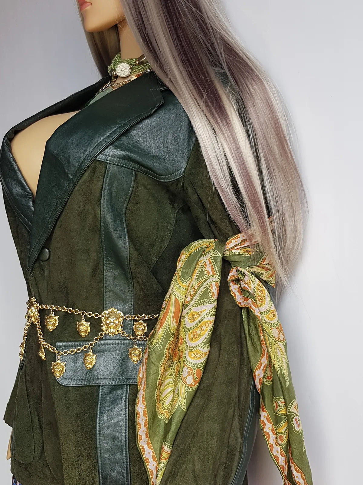 Vintage 100% Pure Silk Scarf in Spectacular Green Tones - 1970s Vintage - Rolled Hem