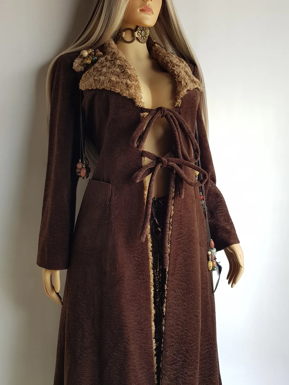 Perfect 1970s Vintage Rockstar Bohemian Coat - Hourglass Shape - Vegan - Insanely Cool - Double Tie Front & Large Feature Collar