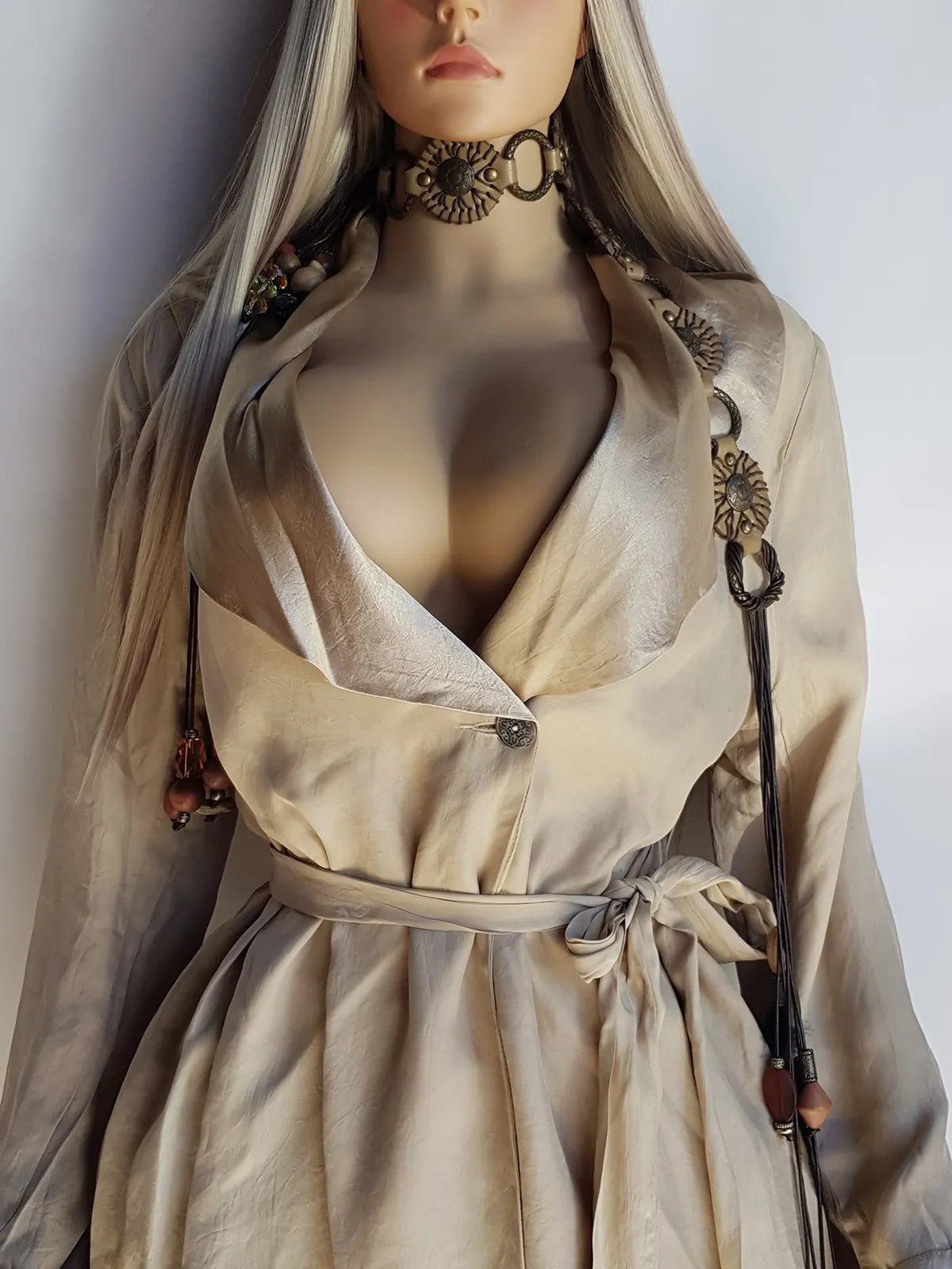 Dreamy Vintage Bohemian Slinky Jacket in Spectacular Pearl Tones - Iridescent Satin finish on Collar with Beautiful Inlaid Button - Tie Hourglass Waist - Perfect Layering Piece