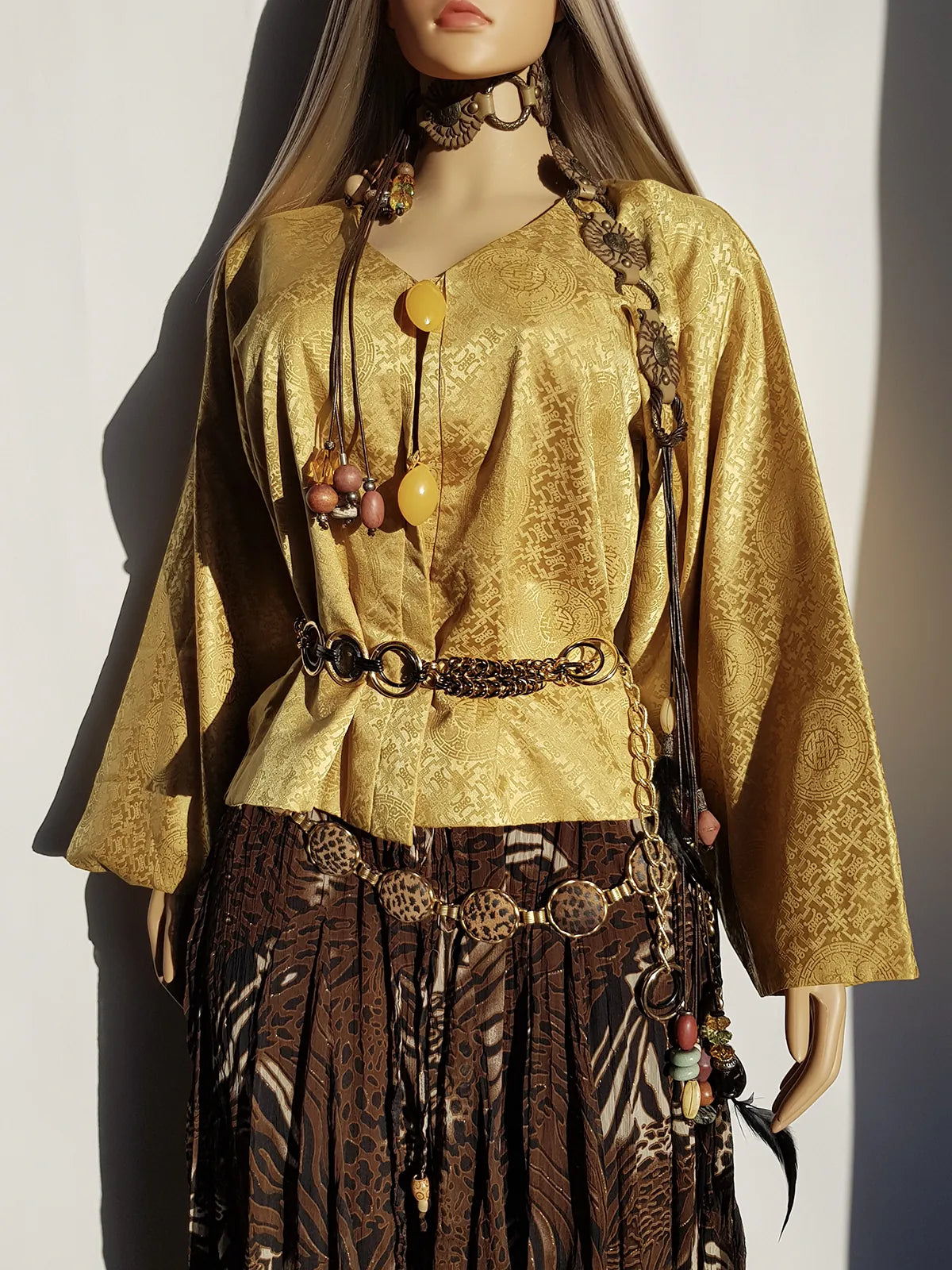 Vintage Golden Oriental Jacket with Large Feature Buttons - Stunning Print - Flared Sleeves