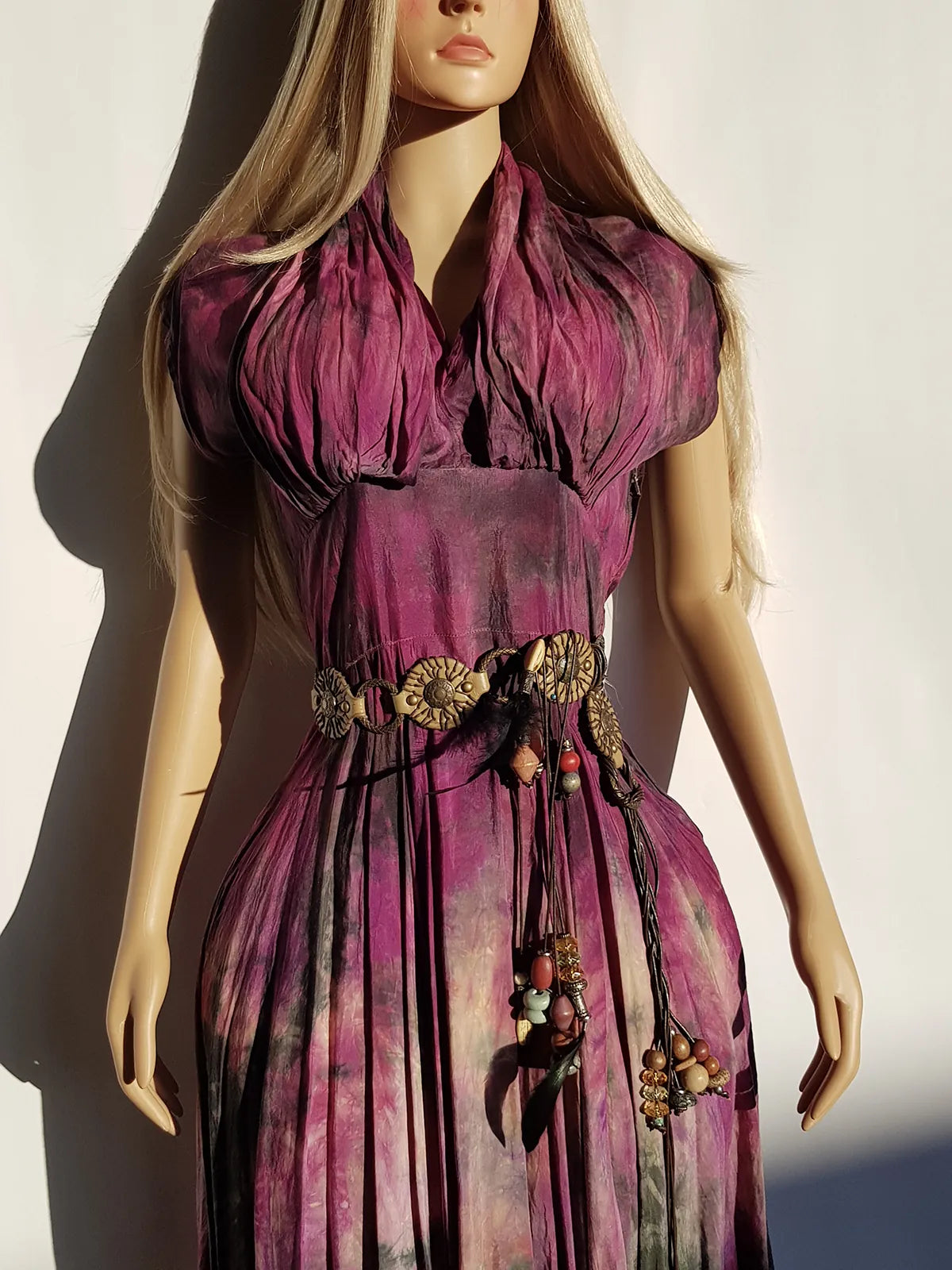 Spectacular 1950s Amethyst Purple & Green Toned Hand Dyed One of a Kind Hourglass Dress - Pure Cotton - Gathered Sculptural Bust - Fitted Waist - Flared Skirt