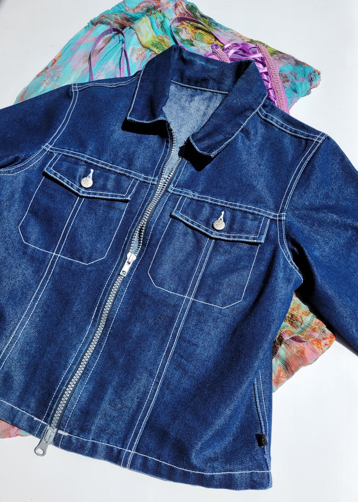 1990s Authentic Vintage Denim Workwear Motorcycle Style Jacket - Contrast Stitching - wear open or closed - ultra sexy cropped boxy fit with pockets