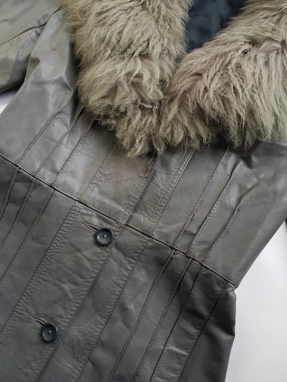 1970s Grey Spy Coat with Fur Collar - Penny Lane Almost Famous Leather Coat - Beautiful Leather Panelling & Perfect Knee Length
