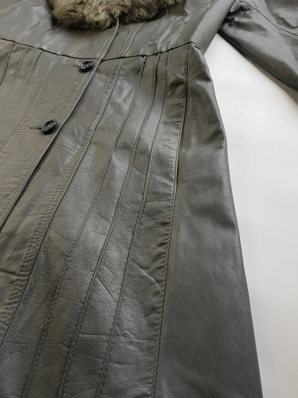 1970s Grey Spy Coat with Fur Collar - Penny Lane Almost Famous Leather Coat - Beautiful Leather Panelling & Perfect Knee Length