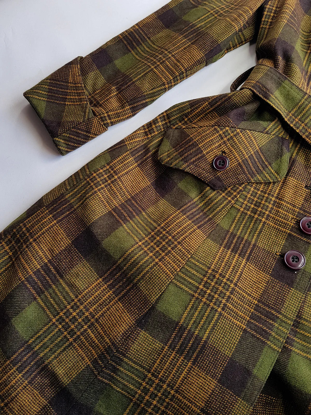 1970s Couture Tailoring Plaid Wool Coat - Absolute Perfection - Very Vivienne Westwood Style- Olive Green Mustard Tones - Stiff Collar & Beautifully Cut Pockets