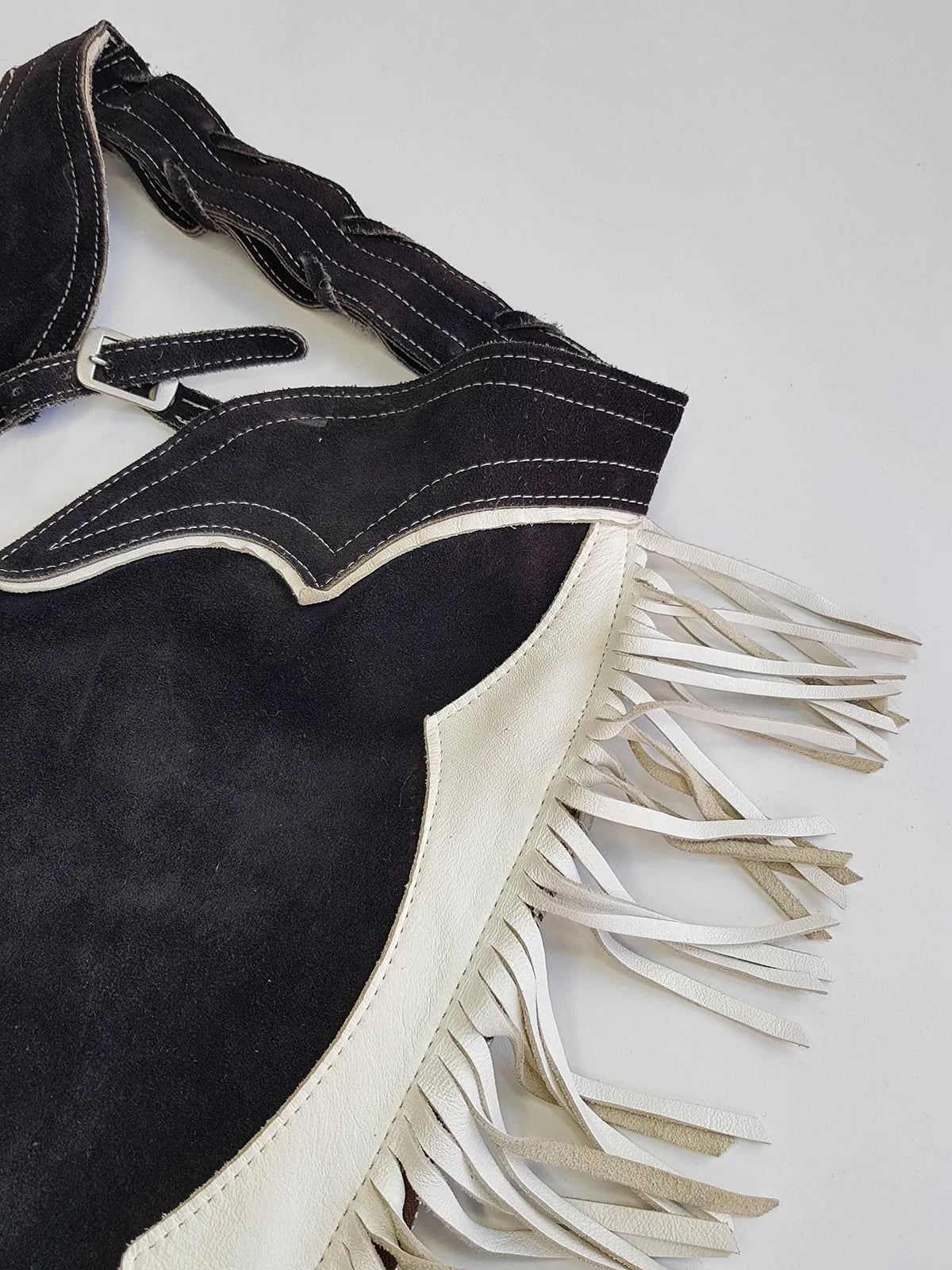 1950s Geniune Authentic Cowgirl Princess - Beautiful Soft Suede & Leather Tassel Chaps - Black & White - Chunky Metal Zippers - Perfect Fit - Iconic for a Costume