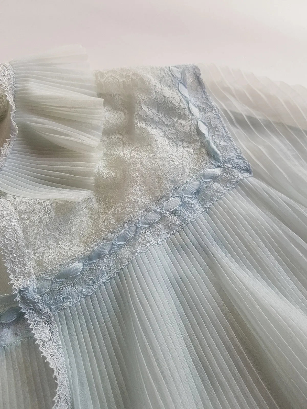 Ethereal 1950s Finely Pleated Cape in Soft Baby Blue & White - Very Faint Tie Dye Effect - Lace & Ribbon