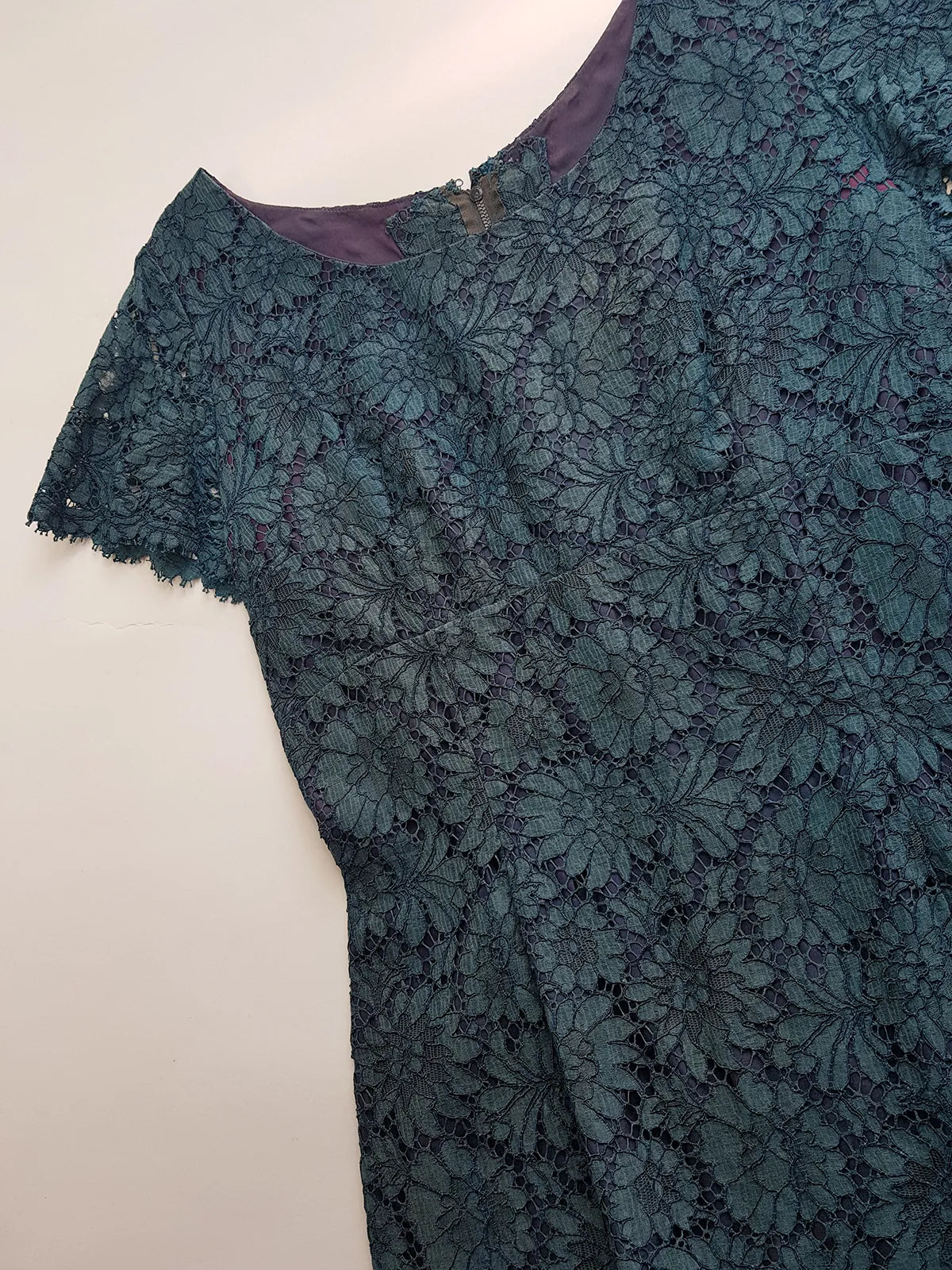 1950s Vintage Peacock Lace Dress - Scalloped Lace Hemline - Immaculate Tailoring - Fully Lined