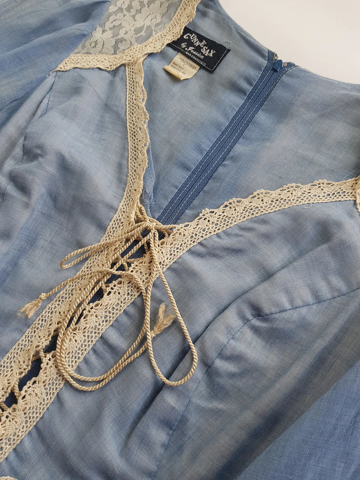 1970s Authentic Gunne Sax Vintage Bridal Quality Multi Layer Summertime Dress - Blue Cotton & Ivory Lace - Corset Top Hourglass Waist & Flared Full Length Skirt - Double Layered Light & Flouncy - Unbelievably Beautiful