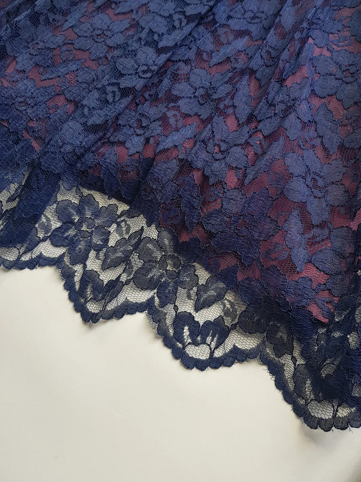 1950s Vintage Scalloped Neckline Midnight Blue Lace Dress - Flared Skirt & Gorgeous Lace Hemline - Immaculate Tailoring - Fully Lined