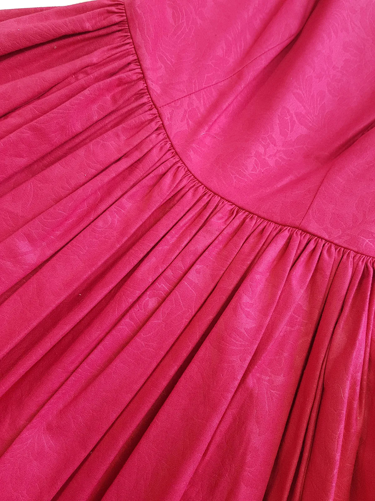 1980s Authentic Laura Ashley Designer Vintage Dress - Perfect Raspberry Colour - Fitted Top Hourglass Waist & Flared Mid Length Skirt - Puff Sleeves - Unbelievably Beautiful