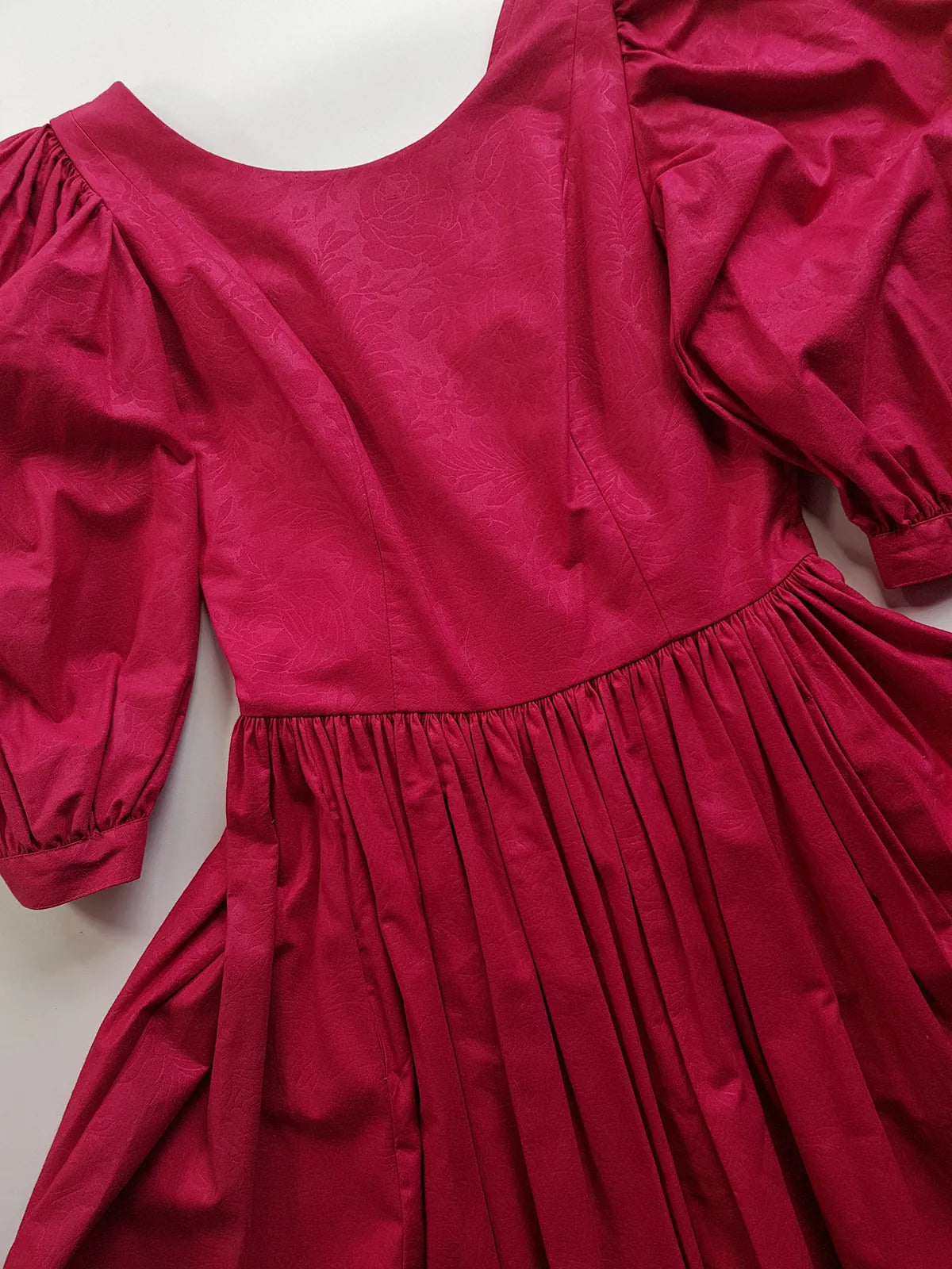 1980s Authentic Laura Ashley Designer Vintage Dress - Perfect Raspberry Colour - Fitted Top Hourglass Waist & Flared Mid Length Skirt - Puff Sleeves - Unbelievably Beautiful