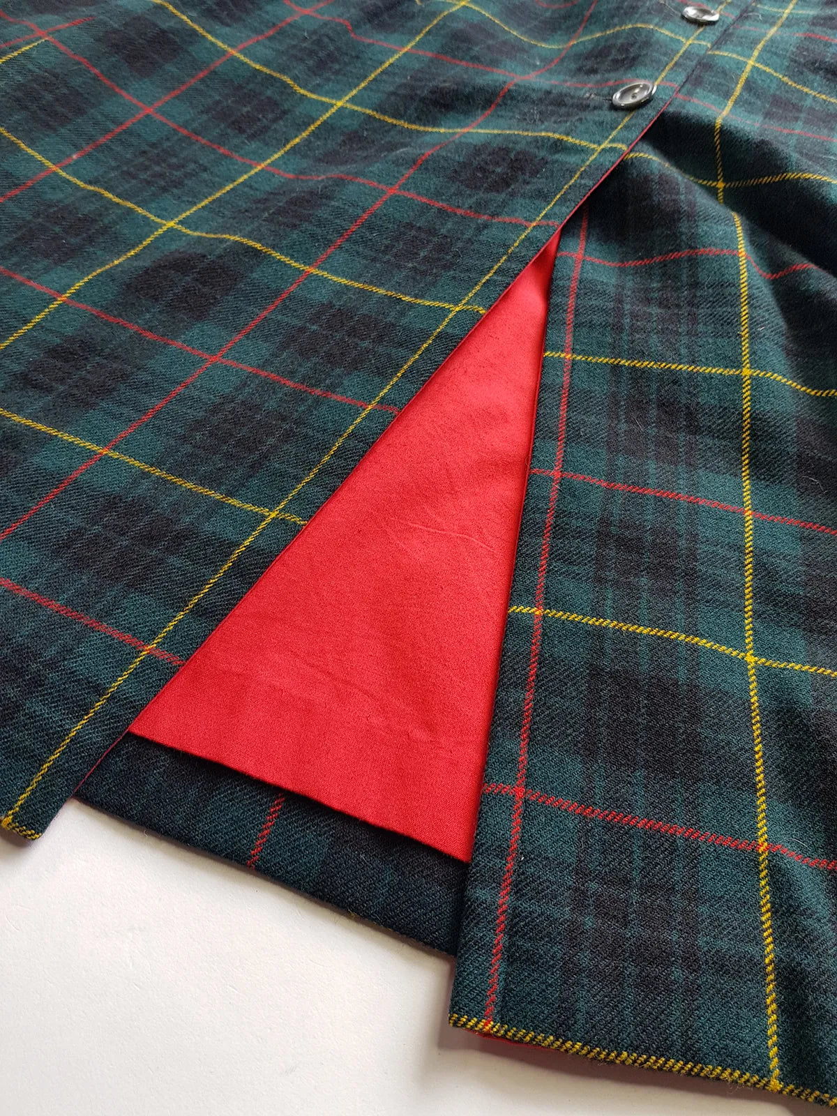 Vintage 1960s Plaid Cape in Hunter Green with Knockout Red Lining - Ralph Lauren Equestrian Style - Button Front Closure