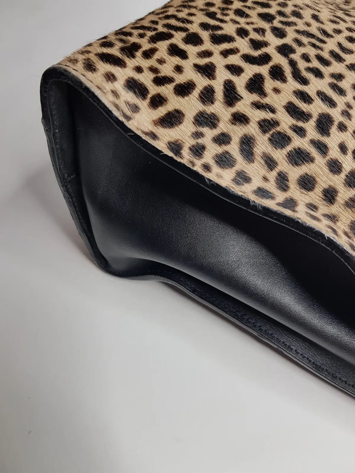 Perfect Vintage Italian Made 100% Genuine Leather Pony Hair Leather Purse