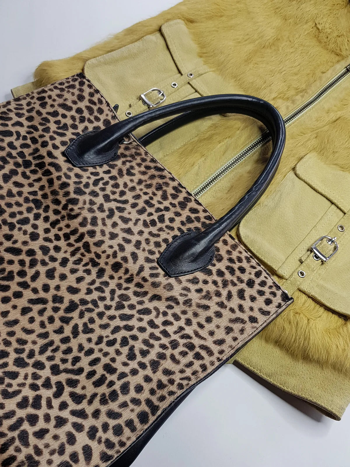 Perfect Vintage Italian Made 100% Genuine Leather Pony Hair Leather Purse