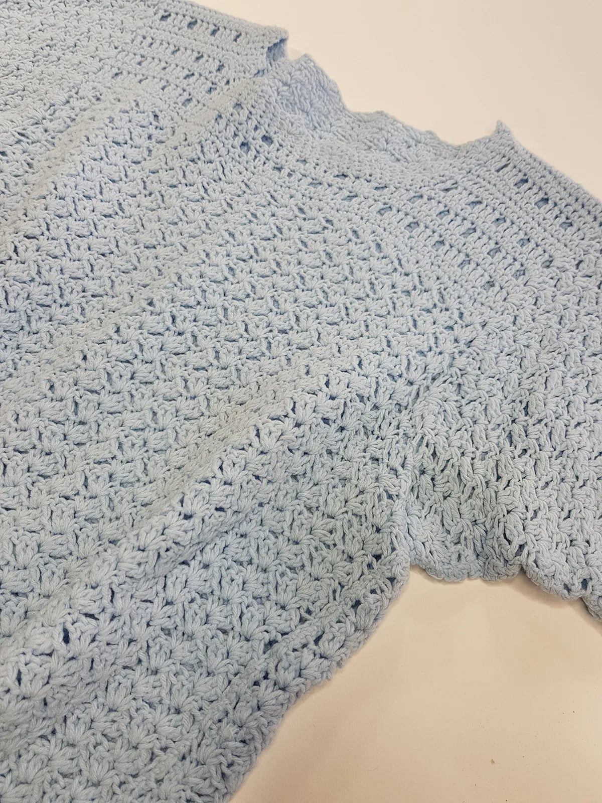 Very Sweet 1950s Rare Handmade knit top in Baby Blue - So Marilyn Monroe off-duty Vibes - Hand knitted pure wool - Square Neck - Drawstring Cinched Waist & Little Tassels