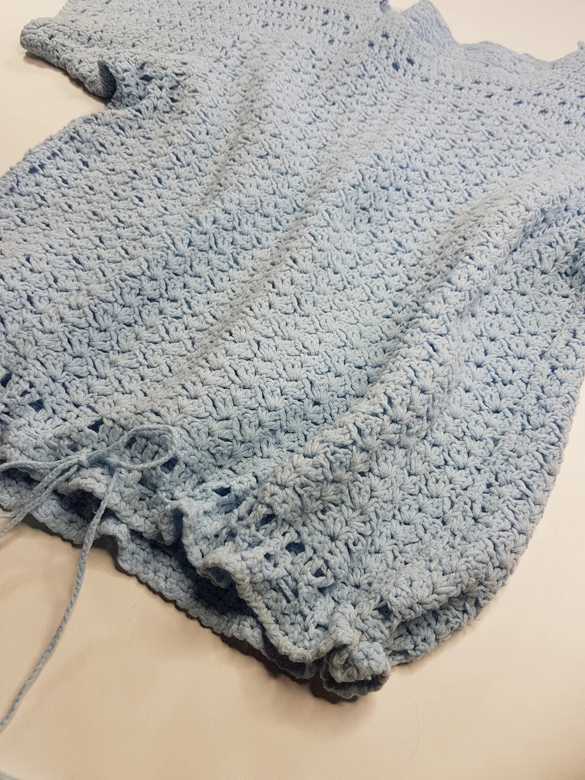 Very Sweet 1950s Rare Handmade knit top in Baby Blue - So Marilyn Monroe off-duty Vibes - Hand knitted pure wool - Square Neck - Drawstring Cinched Waist & Little Tassels