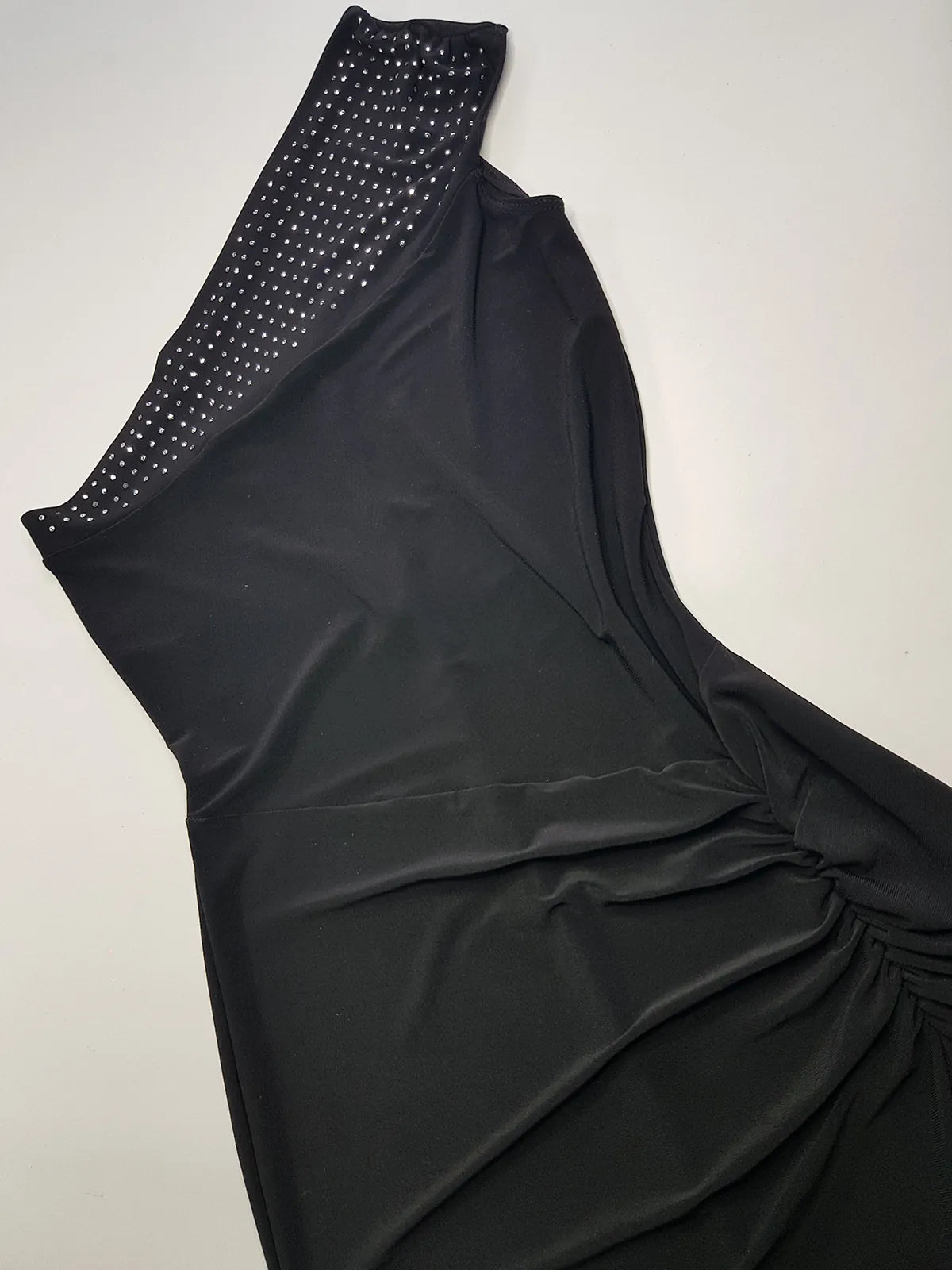 Iconic 90s Super Sexy Crystal Encrusted One Shoulder Gown - Absolutely Beautiful Silhouette & Hip Ruching - Black with Diamonds - Stretch body hugging high quality fabric