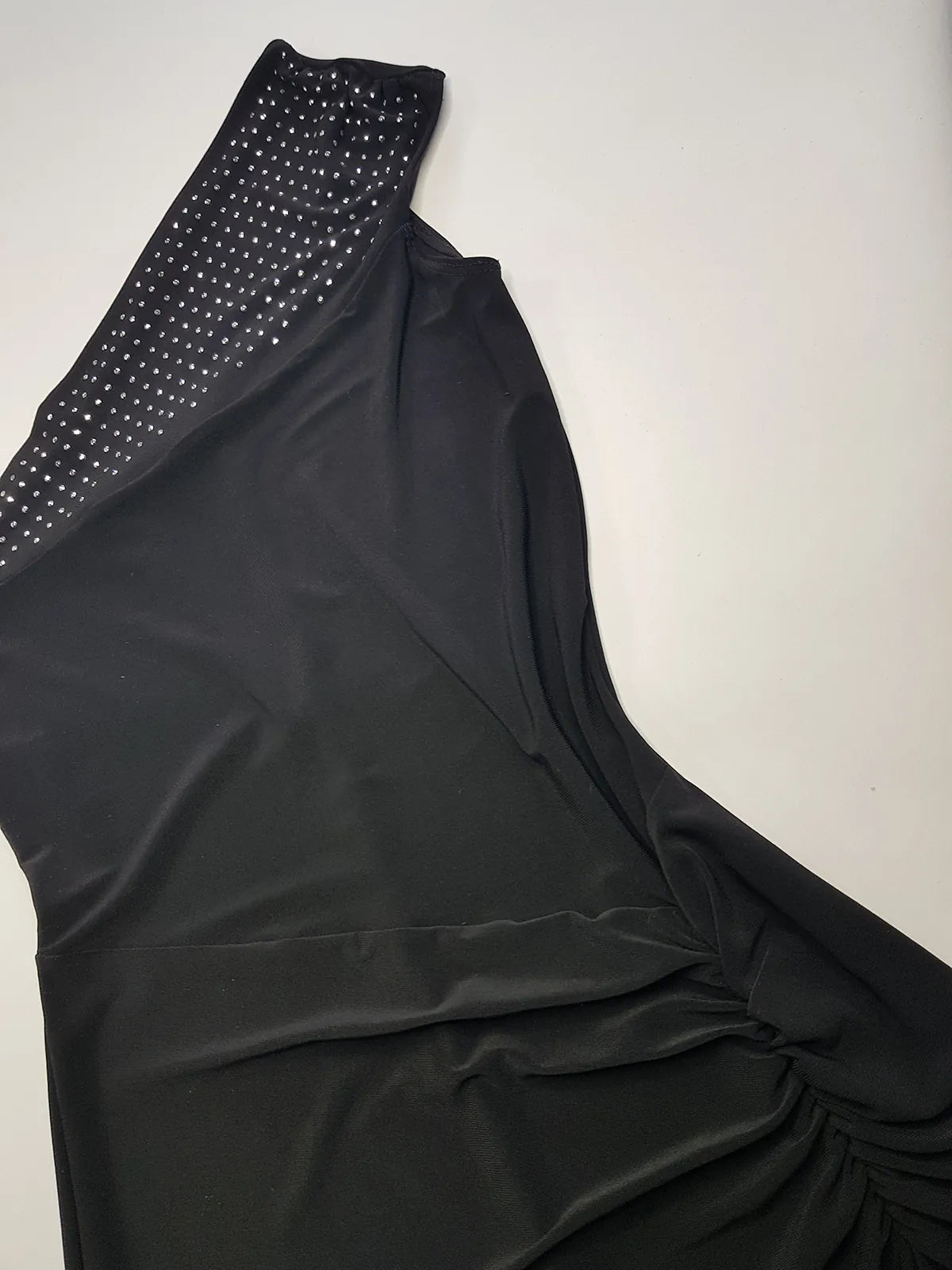 Iconic 90s Super Sexy Crystal Encrusted One Shoulder Gown - Absolutely Beautiful Silhouette & Hip Ruching - Black with Diamonds - Stretch body hugging high quality fabric