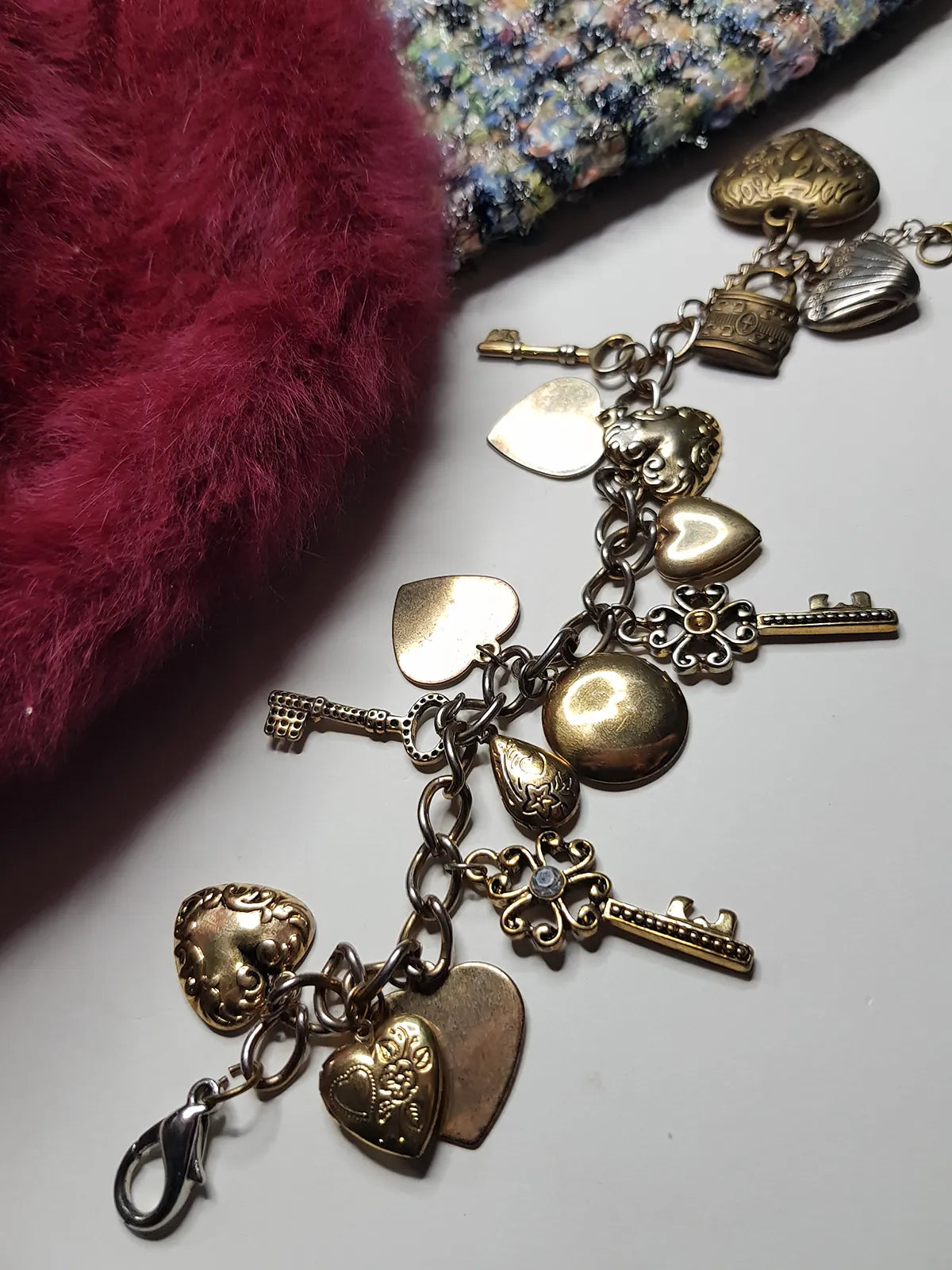 80s Vintage Romantic Whimsigoth Heart Padlocks & Keys Charm Bracelet in Mixed metals - Heavy & Beautiful Antique Metals - Engraved Hearts