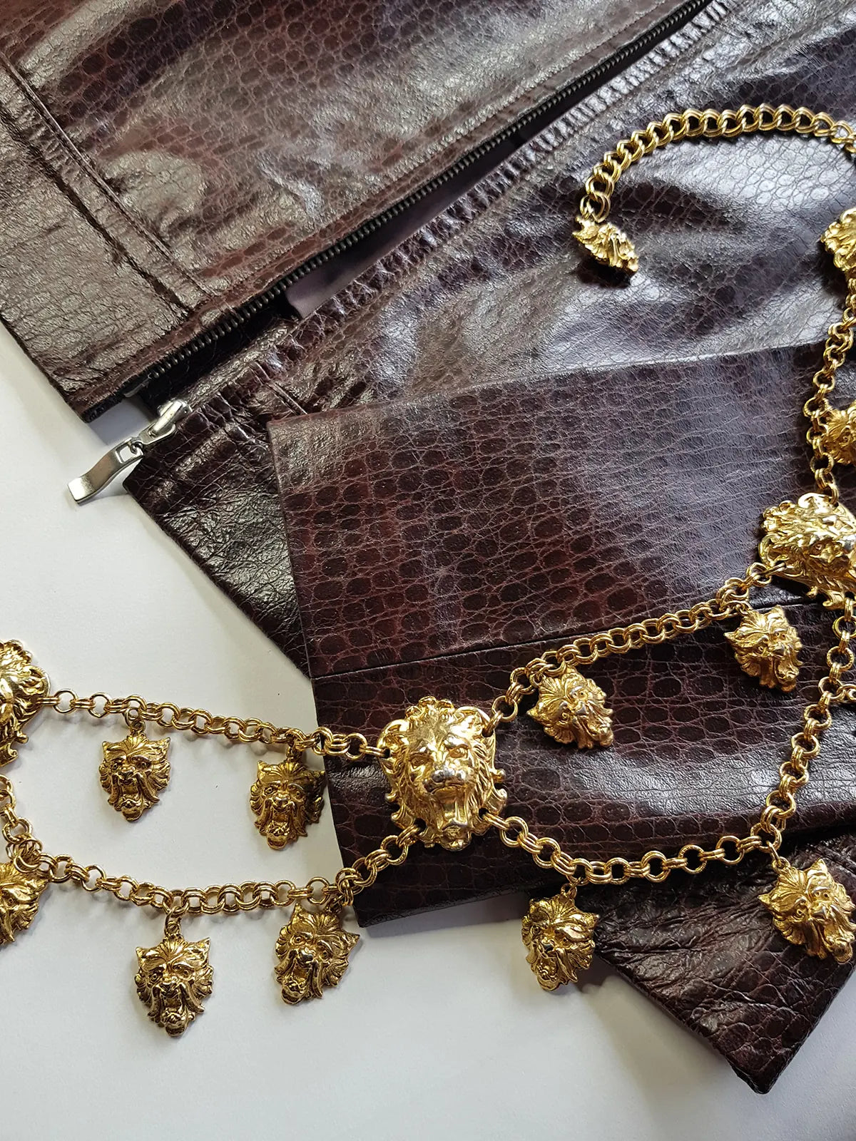 Vintage Italian Lions Head chain belt / knecklace - 1980s super heavy high quality - never worn - absolute knockout accessory  - wear multiple ways