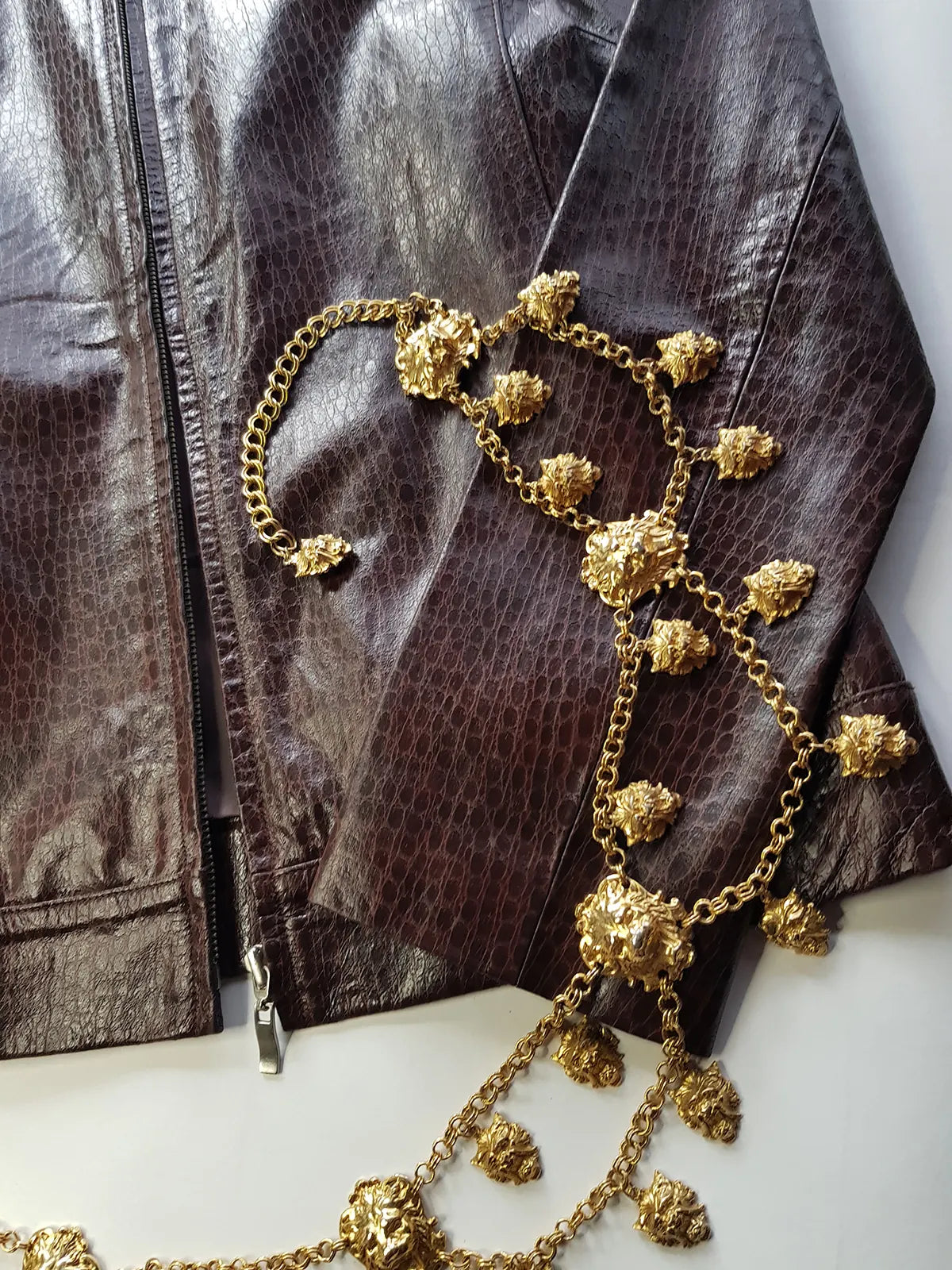 Vintage Italian Lions Head chain belt / knecklace - 1980s super heavy high quality - never worn - absolute knockout accessory  - wear multiple ways