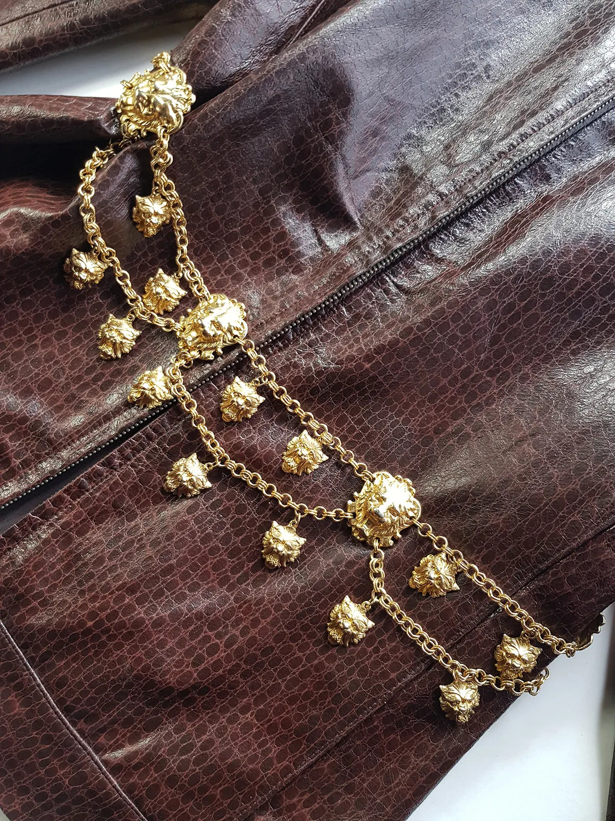 Vintage Italian Lions Head chain belt / knecklace - 1980s super heavy high quality - never worn - absolute knockout accessory  - wear multiple ways