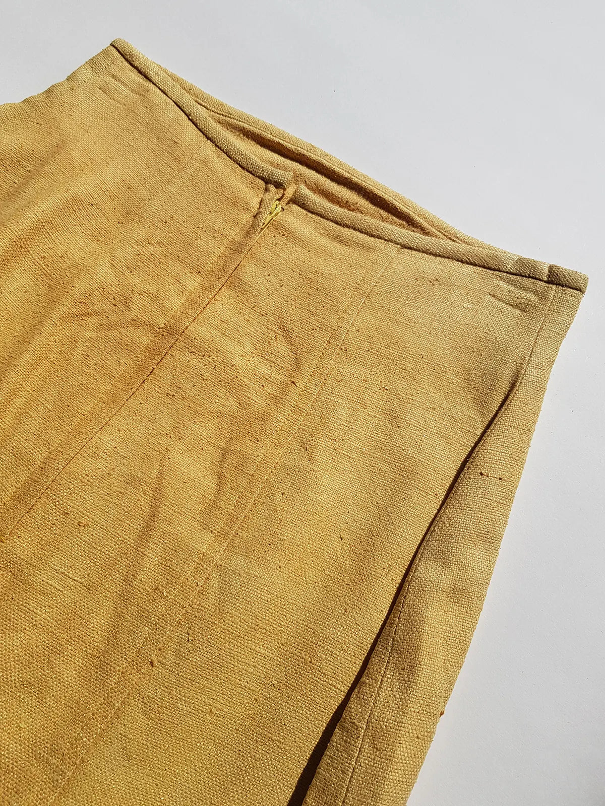 Pure Silk Vintage Office Skirt - muted yellow woven silk - perfect workwear wardrobe staple pieve