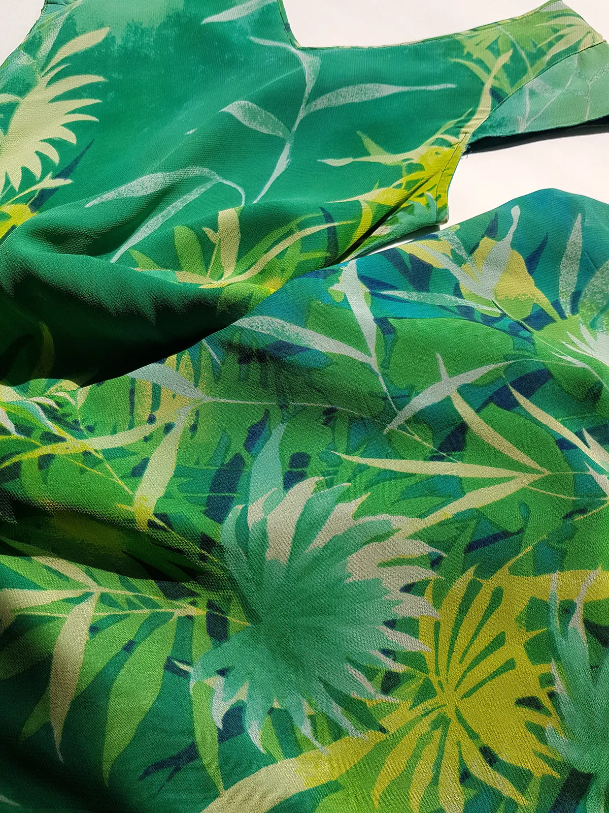 Rene Derhy Designer 90s Vintage Incredible Ruffled Green Dress in Tropical Print - Wrap look - very light and flowy