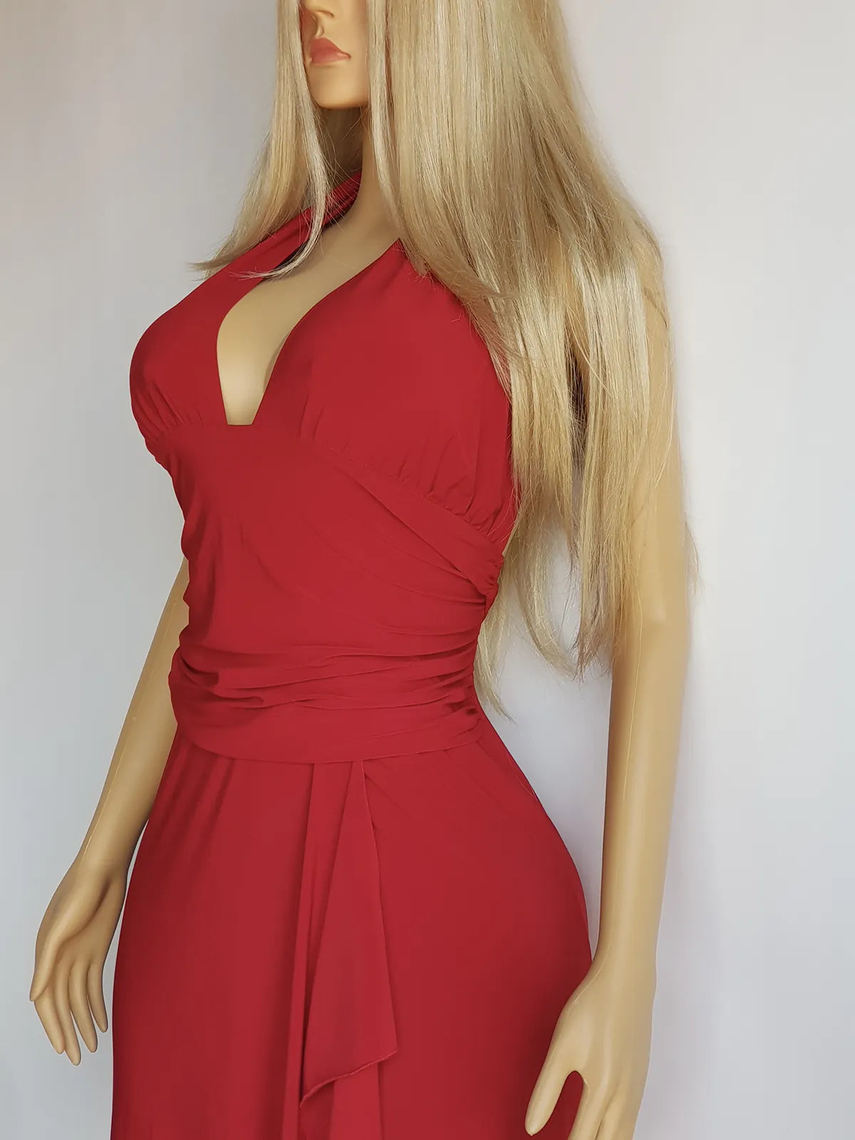 90s Super Sexy Red Goddess Gown - Absolutely Beautiful Silhouette with Halter Top & Hip Ruching - Stretch body hugging high quality draped jersey fabric