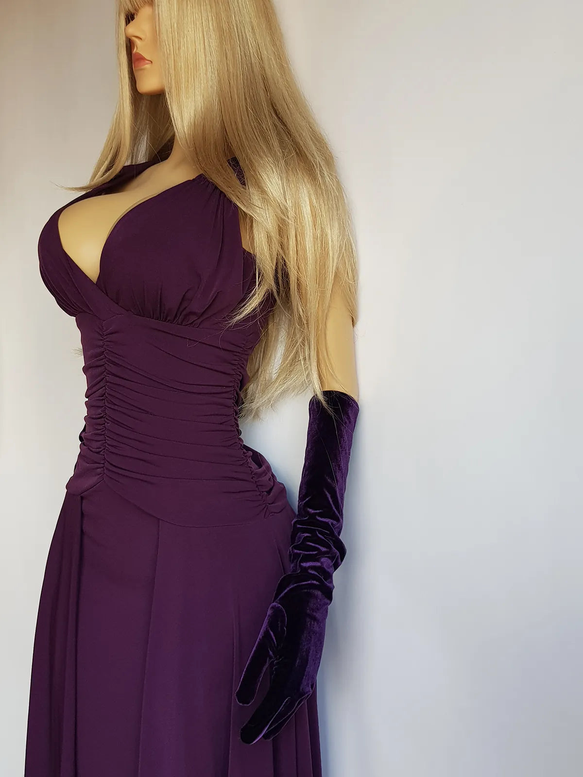 90s Sexy Purple Goddess Gown - Absolutely Beautiful Silhouette with Draped Bust & Waist Ruching - Stretch body hugging high quality draped jersey fabric