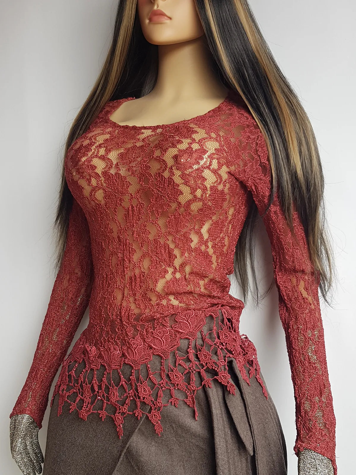 1990s Whimsigoth Mystic Rose Floral Full Lace Top - Ornate Rose Hemline - Very 90s Dreamgirl