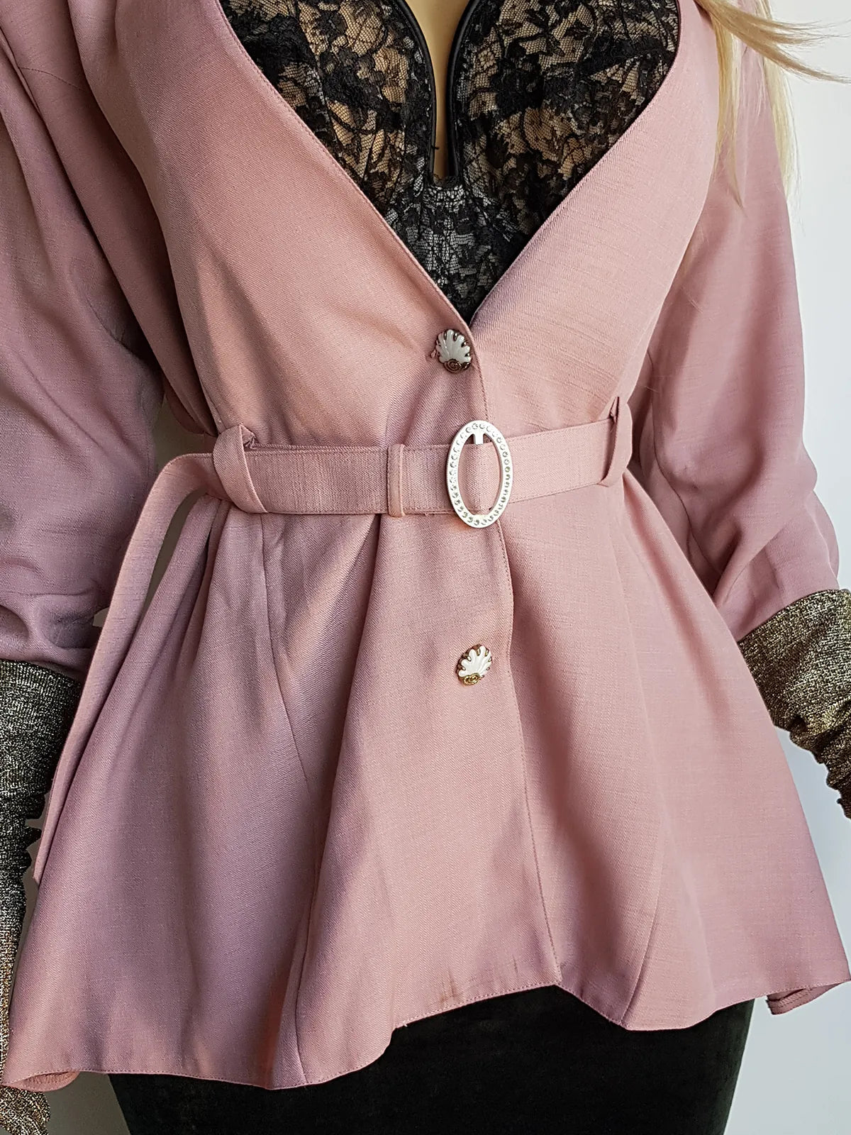 Impeccable Vintage English Made Dusky Pink Hourglass Jacket with Ornate Shell Buttons & Matching Crystal Belt