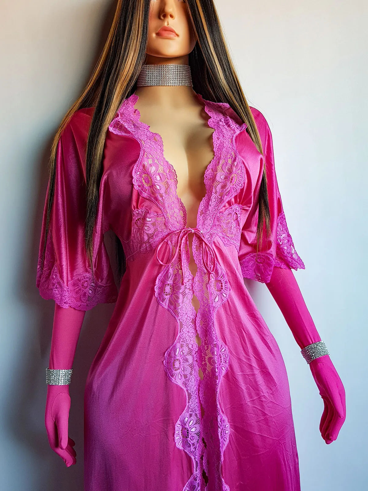 Authentic Vintage Slinky Lace & Satin Floor Length Robe in Rich Pink - Tie Front - Elbow Length sleeves - Open from the waist