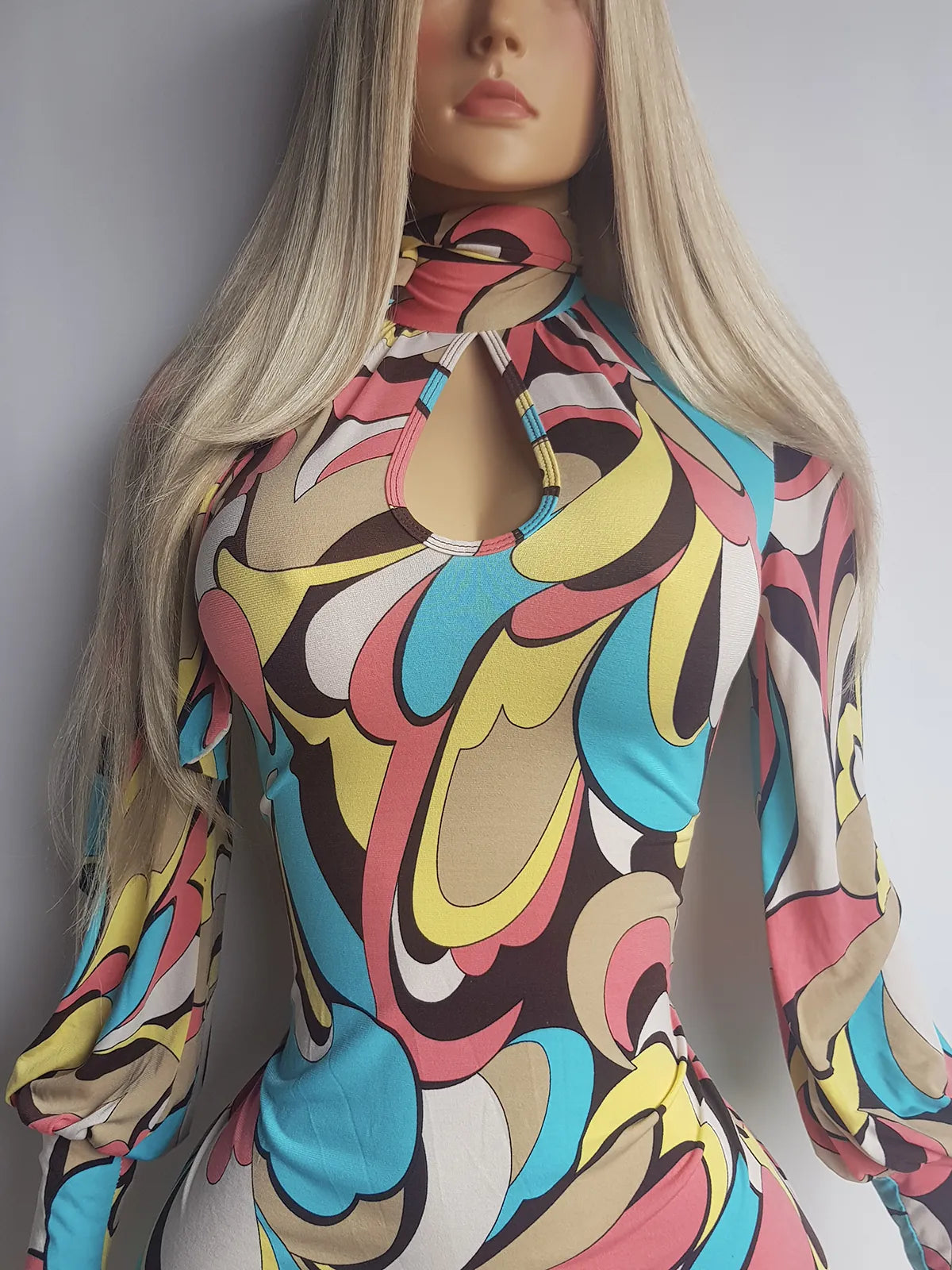 90s Pucci Style Absolutely Wild Mini Dress - Incredible Poolside & Summer Party Piece - Can be worn as a top -Sexy Tie Kneck & Backless - Keyhole cut out on chest - Super short mini dress or Long Top - Stretch Body Hugging High Quality Fabric