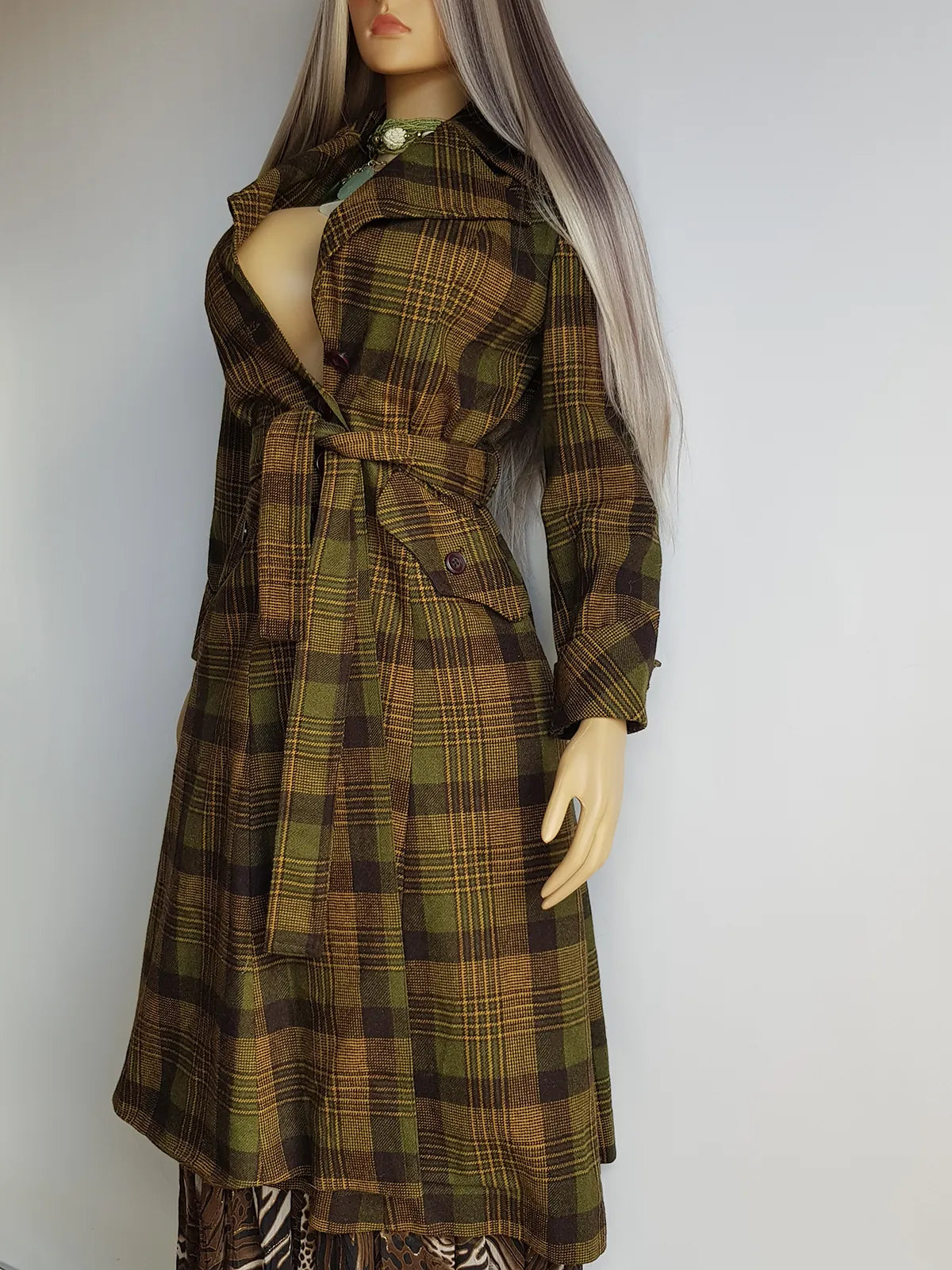 1970s Couture Tailoring Plaid Wool Coat - Absolute Perfection - Very Vivienne Westwood Style- Olive Green Mustard Tones - Stiff Collar & Beautifully Cut Pockets