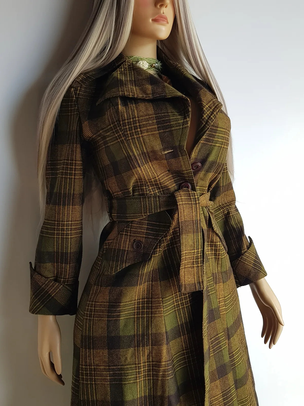 1970s Couture Tailoring Plaid Wool Coat - Absolute Perfection - Very Vivienne Westwood Style- Olive Green Mustard Tones - Stiff Collar & Beautifully Cut Pockets