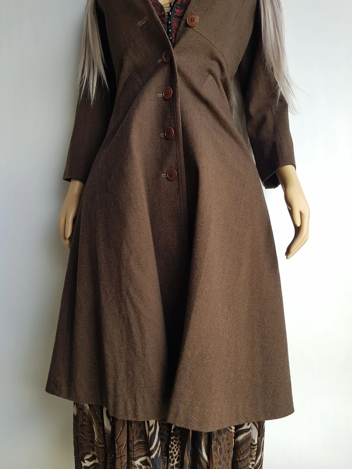 1970s Immaculate Tailoring Wool Coat - Absolute Perfection - Very Vivienne Westwood Style- Rich Brown Tone - Stiff Collar & Beautifully Cut Pockets