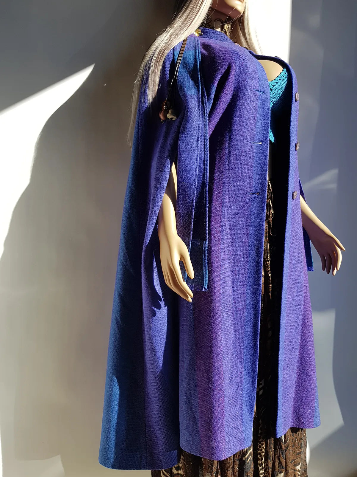 Vintage Really Special - 100% Irish New Wool Cape / Coat in Blue & Purple Tones - Full Length - Insanely High Quality and Immaculate Tailoring