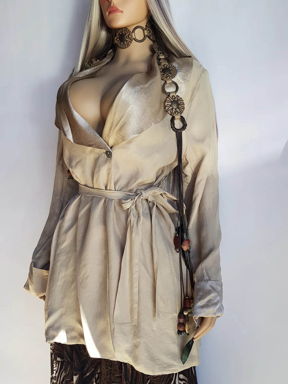 Dreamy Vintage Bohemian Slinky Jacket in Spectacular Pearl Tones - Iridescent Satin finish on Collar with Beautiful Inlaid Button - Tie Hourglass Waist - Perfect Layering Piece