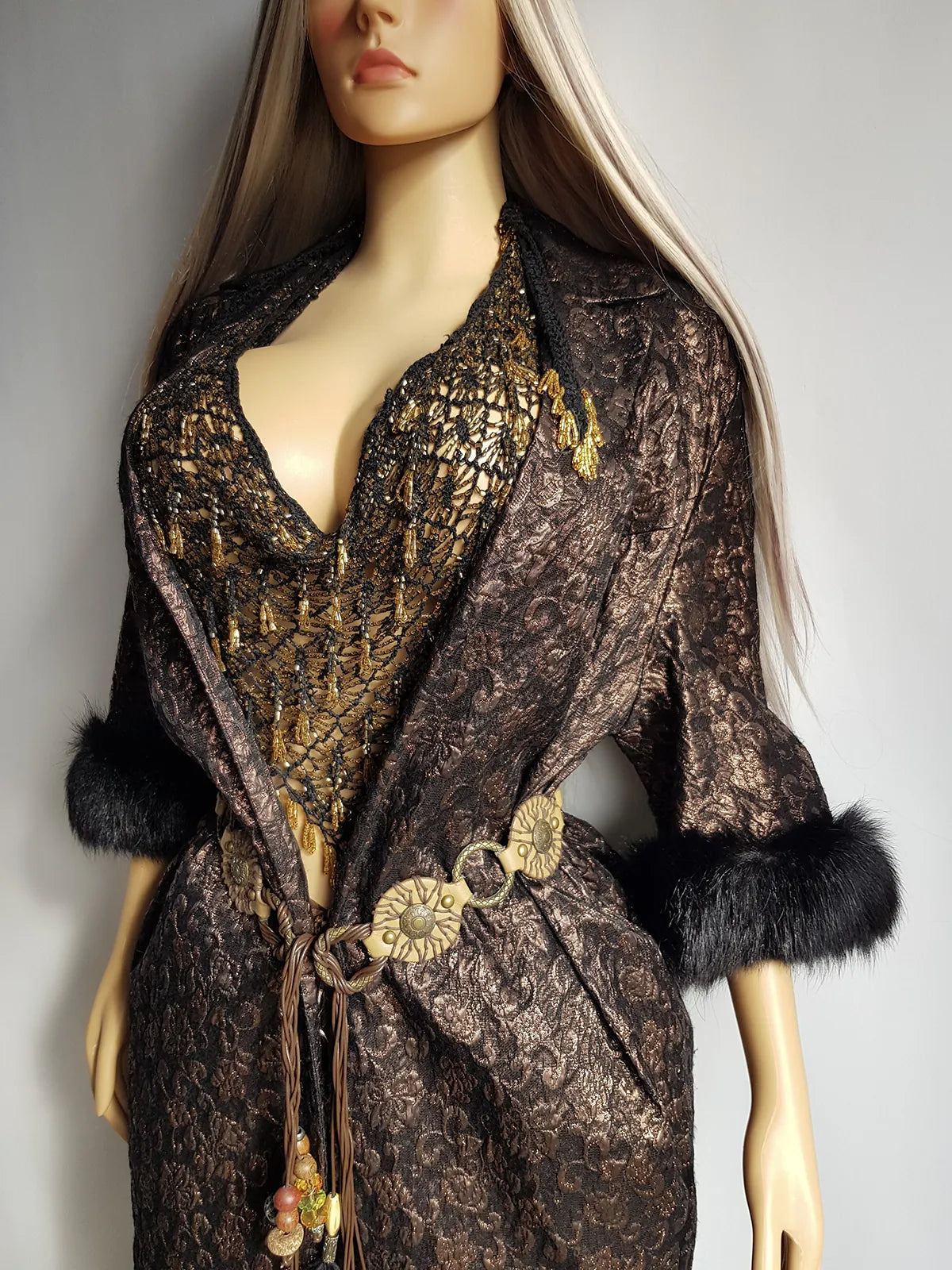 1950s Vintage Bronze Evening Coat with Fur Sleeves - Floral Metallic Print - Immaculate Tailoring - Fully Lined