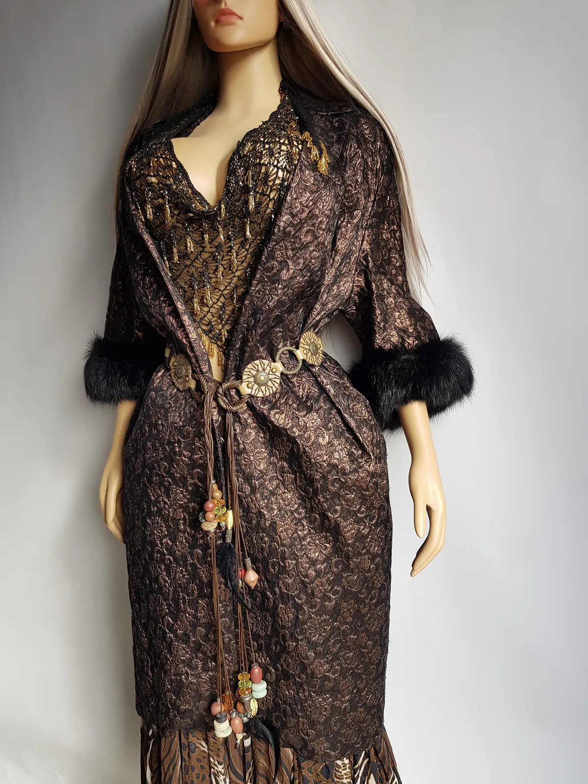 1950s Vintage Bronze Evening Coat with Fur Sleeves - Floral Metallic Print - Immaculate Tailoring - Fully Lined