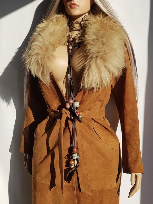 Vintage Genuine 1970s Rich Caramel - Buttery Soft Suede & Ultra Plush Fur Coat - 100% genuine Leather & Fur Collar - Fully Lined