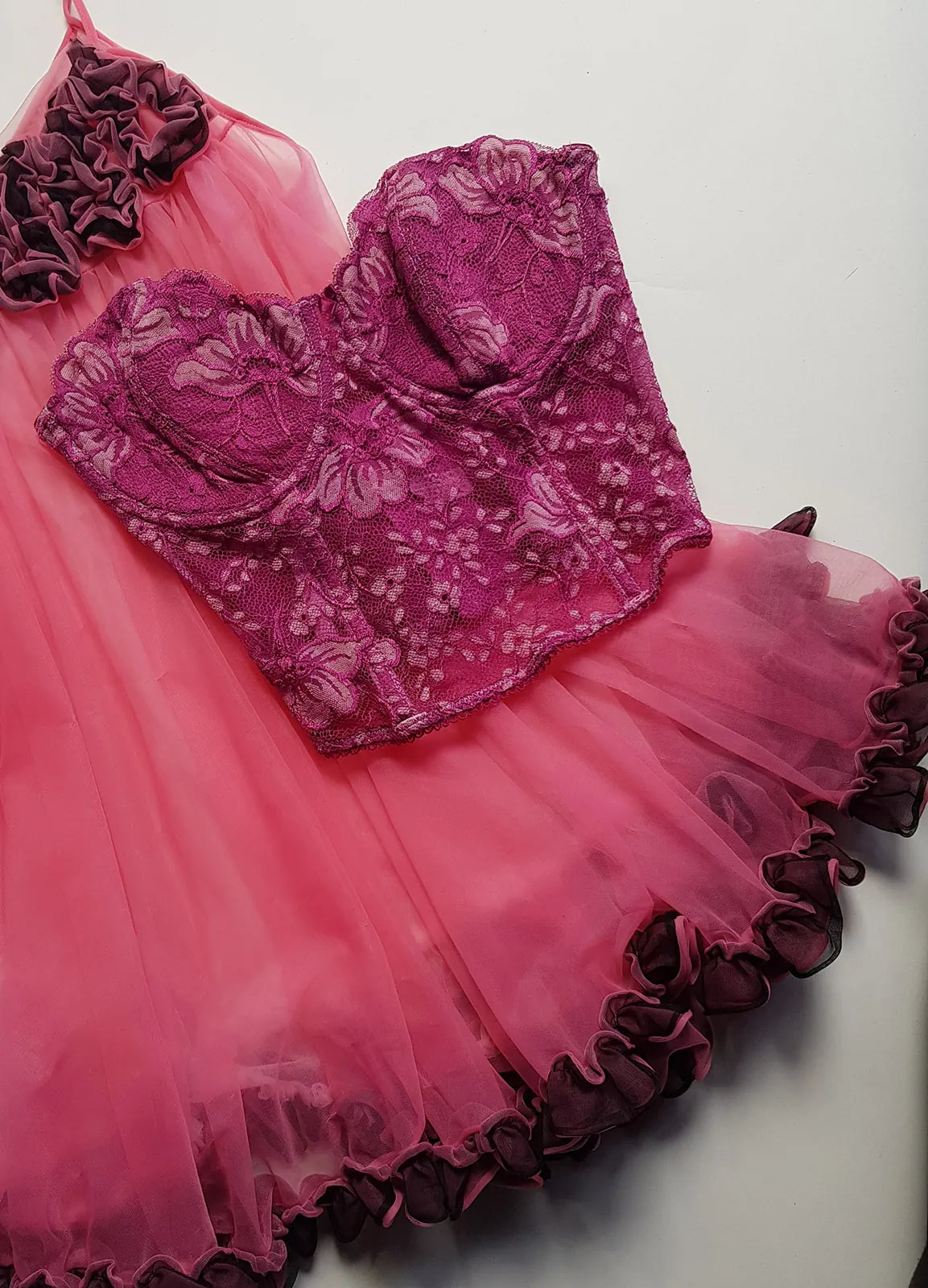 Exceptionally Beautiful 1990s Hand-Dyed Berry Pink Corset Top - Only 1 Made - Ornate Floral Lace - Boned Underwire Bustier with Hook & Eye Closure