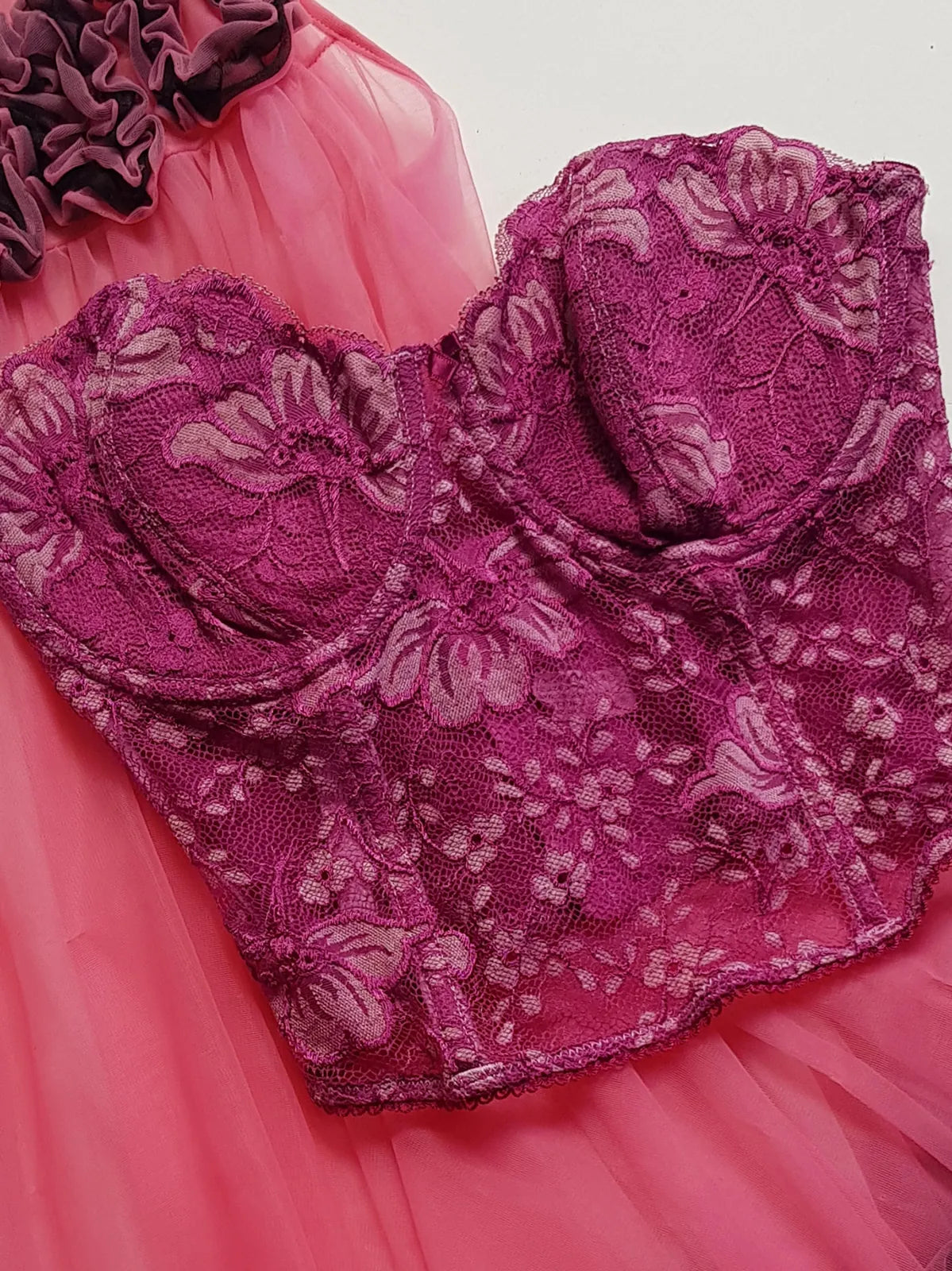 Exceptionally Beautiful 1990s Hand-Dyed Berry Pink Corset Top - Only 1 Made - Ornate Floral Lace - Boned Underwire Bustier with Hook & Eye Closure