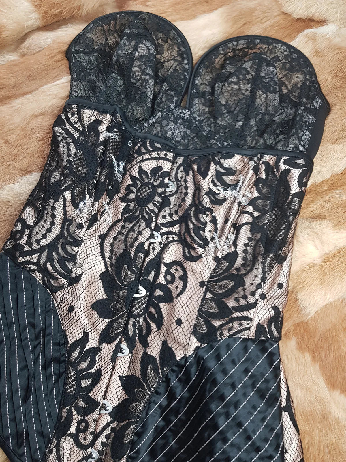 2000s Designer Couture Sample Corset - Ultra Rare with Sample Labels still Attached - Black & Champagne - Silk Lace Crystal Drop Beading - Fully Boned & Lace Up Back